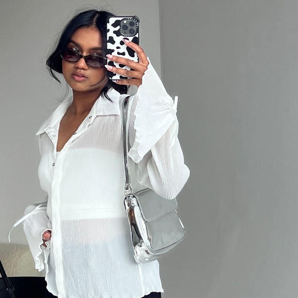 Princess Polly Tops - White long sleeve pleated blouse with ties